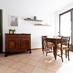 Sertorelli 2 Apartment