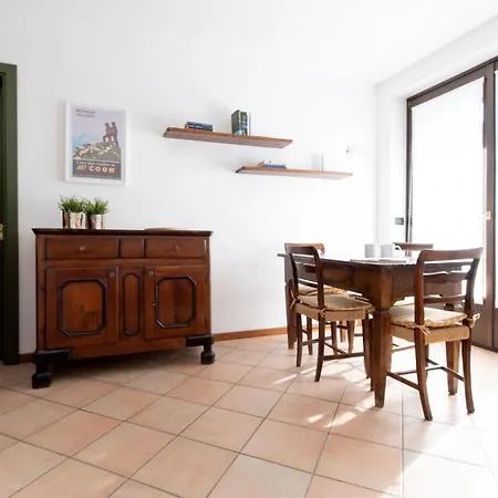 Sertorelli 2 Apartment
